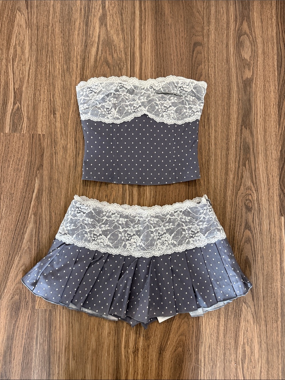 Tiger Mist Polka Dot Set